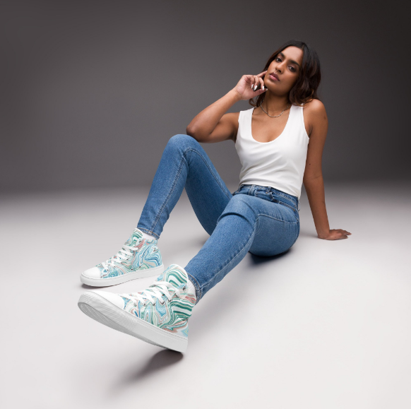 Elegante Damen-High-Top-Sneaker von modora.ch