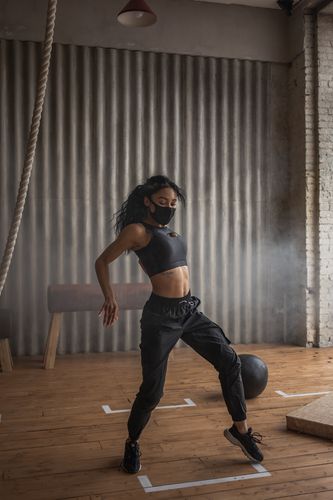 Herrenbekleidung für Fitness 5