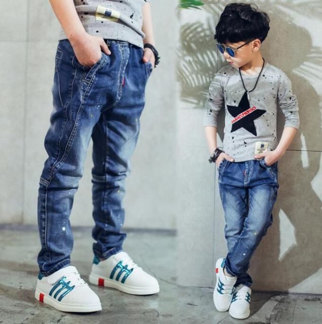 Jeans und -Hosen