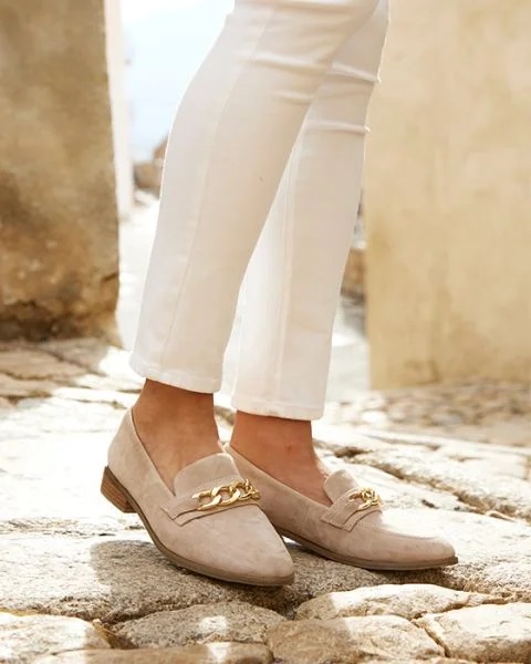 Damenmokassins und Loafers
